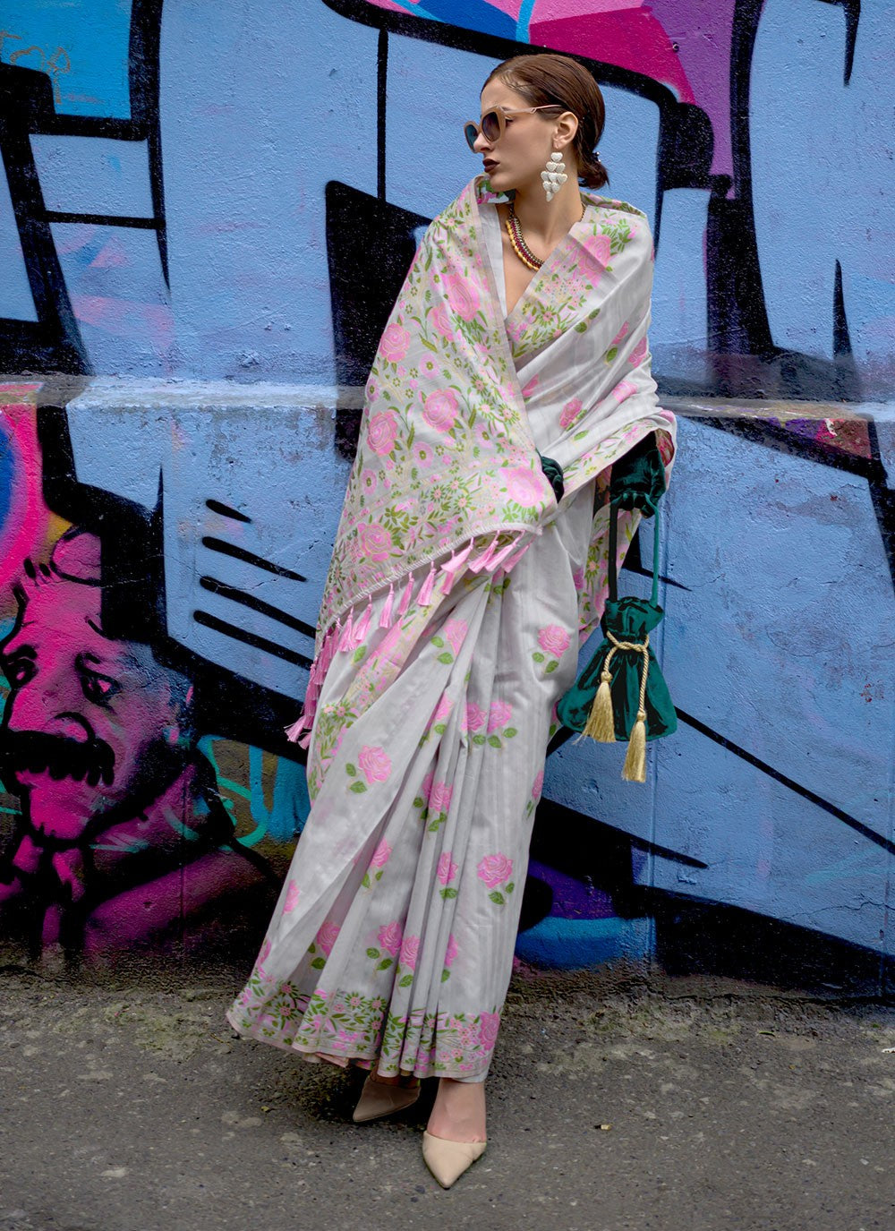 Trendy Weaving Zari Silk Saree - S4764