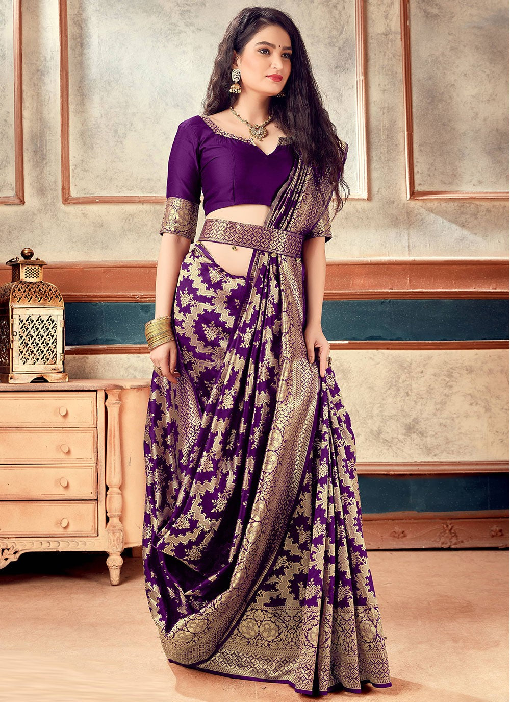 Trendy Weaving Zari Silk Saree - S2814