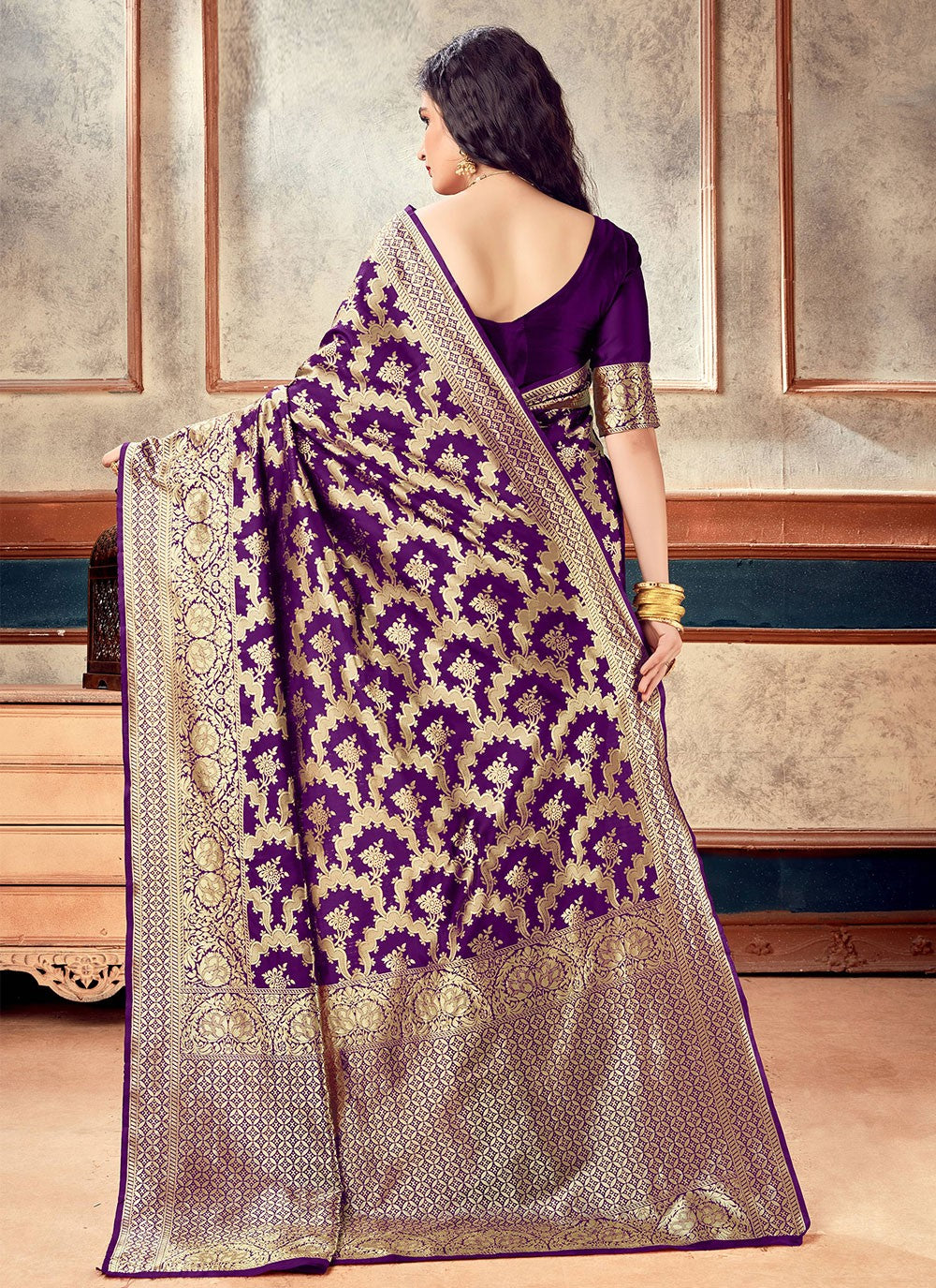 Trendy Weaving Zari Silk Saree - S2814