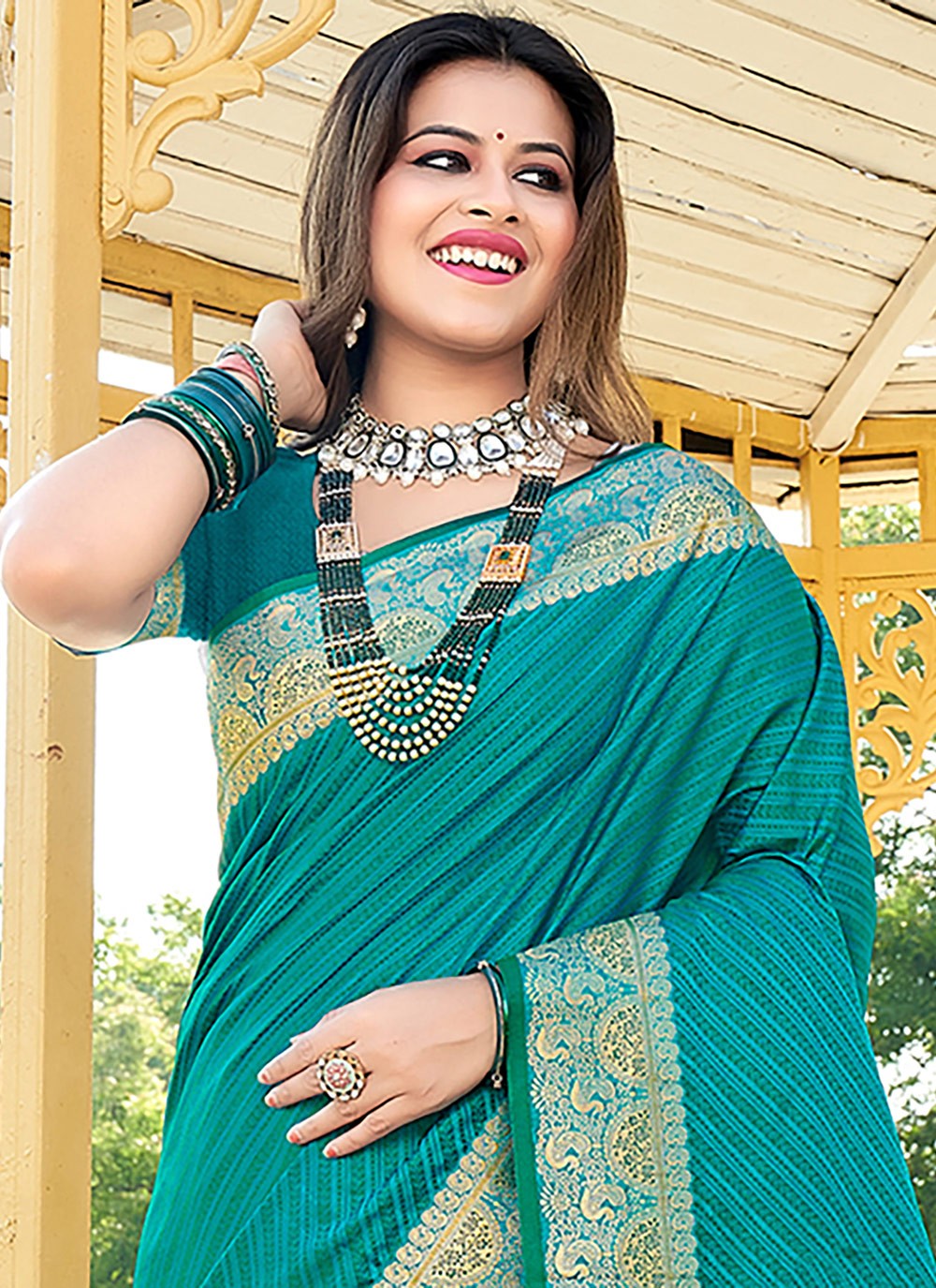Traditional Weaving Zari Silk Saree - S6658