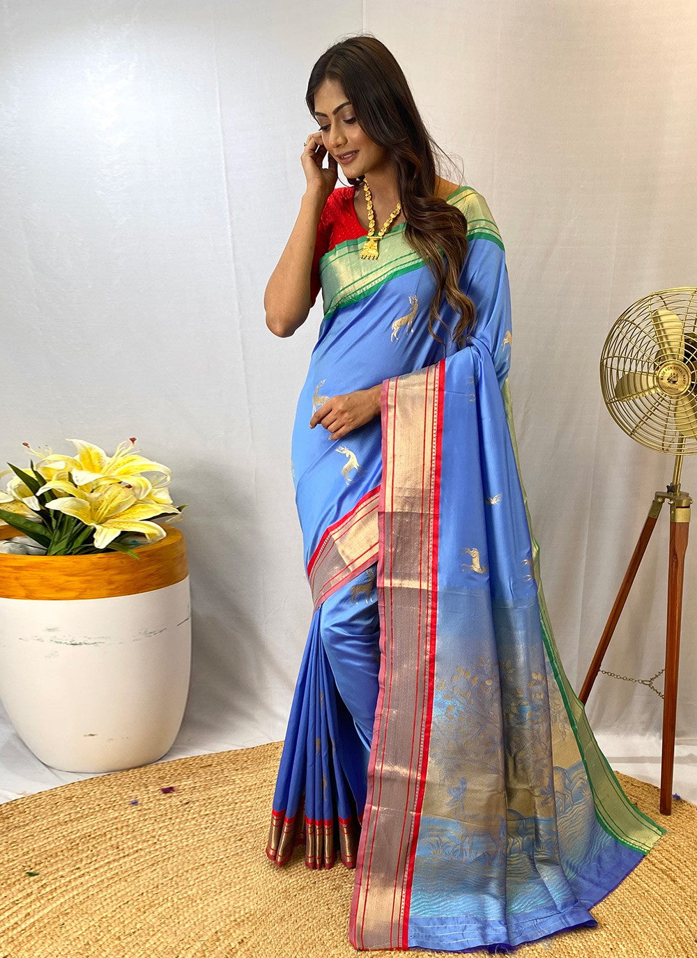 Classic Woven Silk Saree - S8442