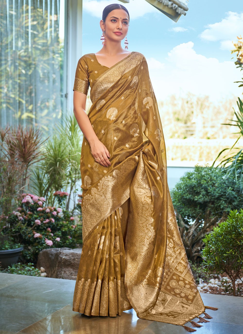 Classic Woven Silk Saree - S6408