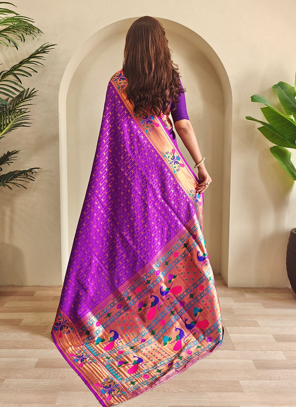 Purple Silk Contemporary Saree Woven S16437