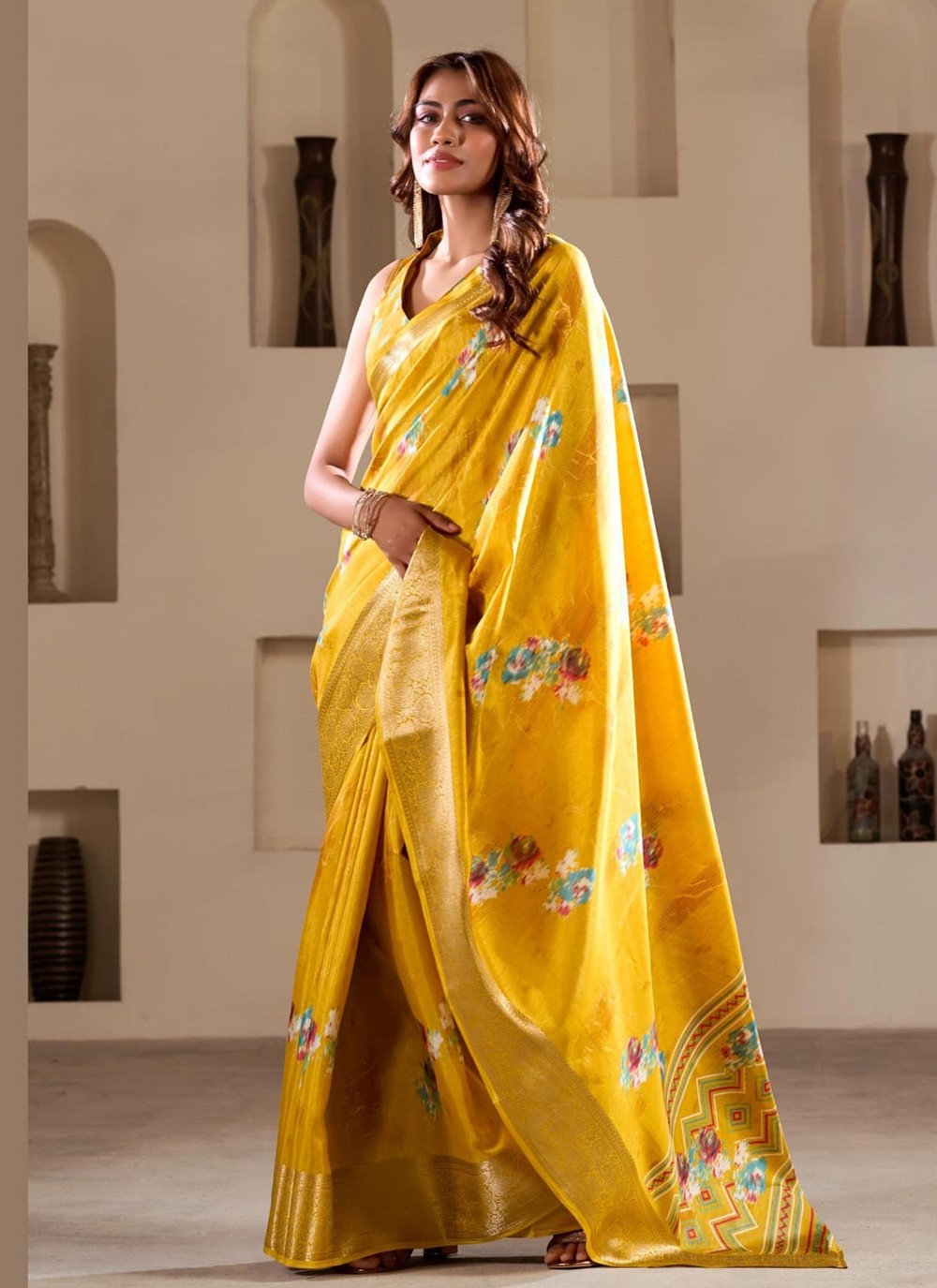 Classic Foliage Prints Silk Saree - S8478