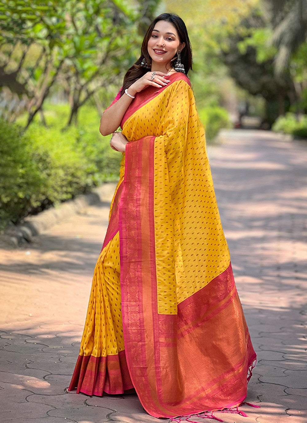 Casual Woven Silk Violet Saree - S11351