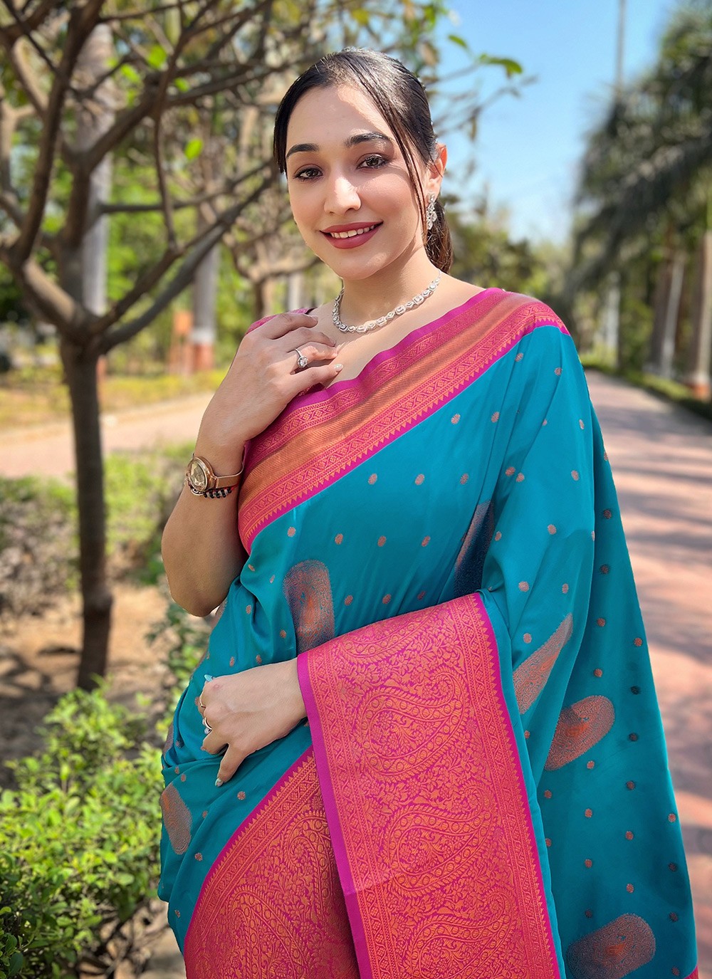 Classic Woven Silk Saree - S8093