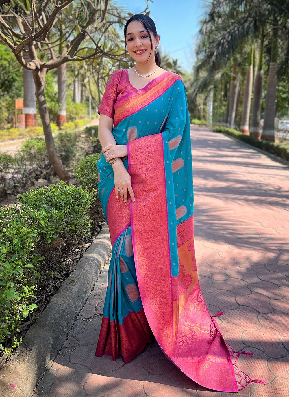 Classic Woven Silk Saree - S8093