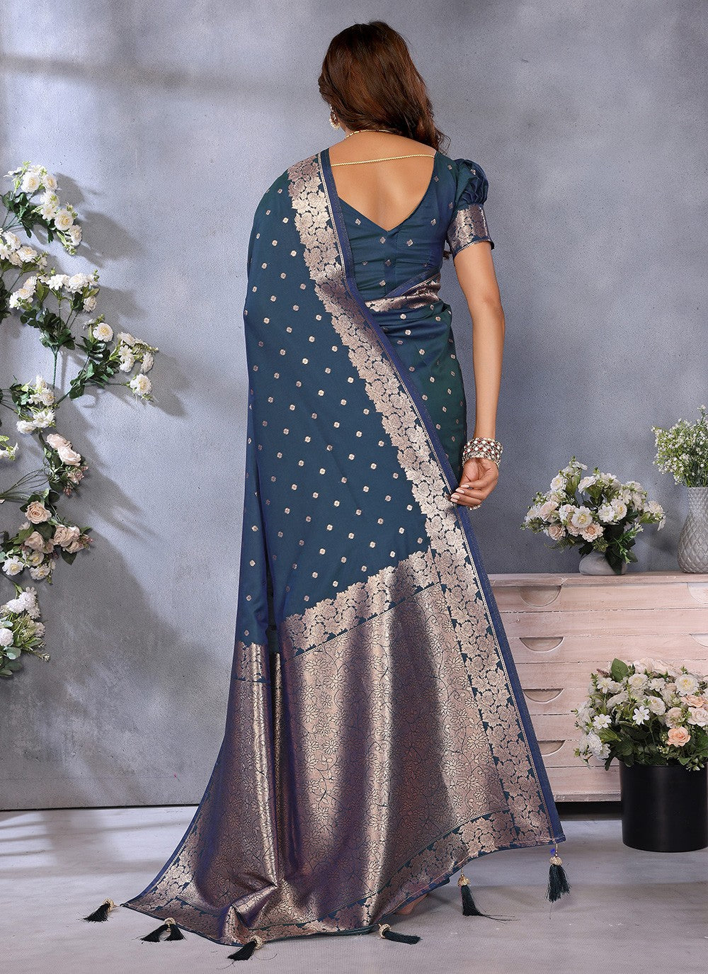 Teal Banarasi Silk Contemporary Saree Jacquard Work, Weaving Zari S16918
