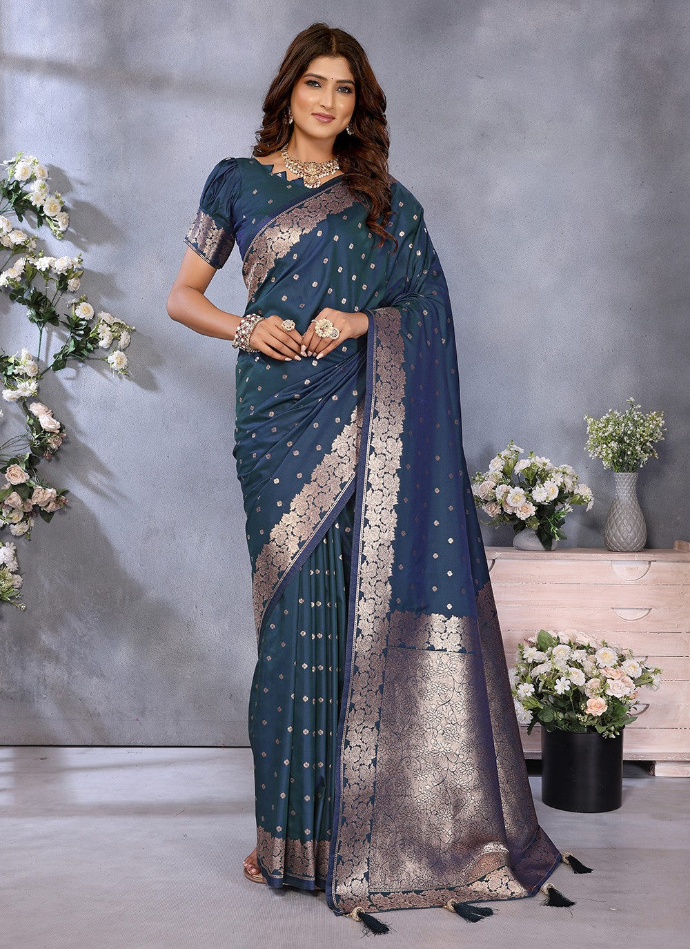 Teal Banarasi Silk Contemporary Saree Jacquard Work, Weaving Zari S16918