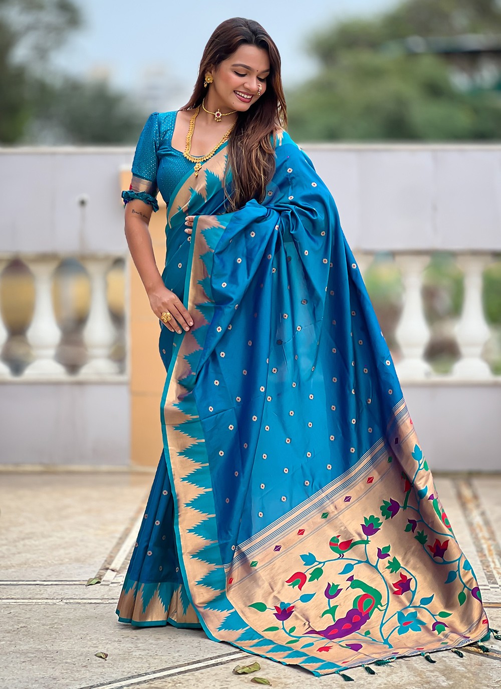 Teal Silk Contemporary Saree Jacquard Work, Meenakari S18358