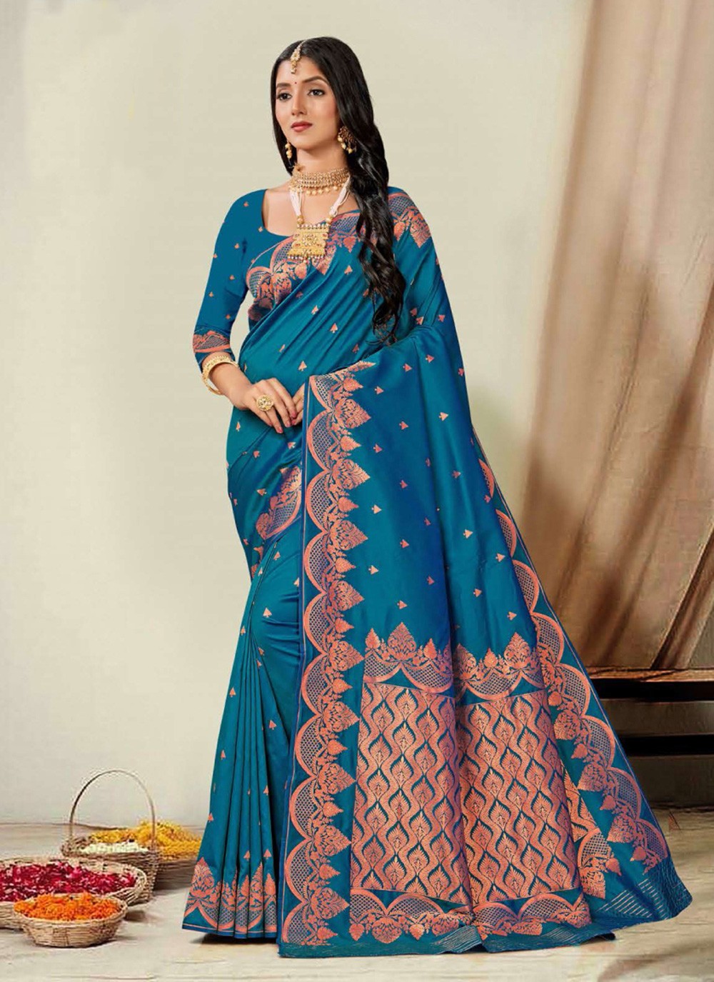 Classic Woven Silk Saree - S7384