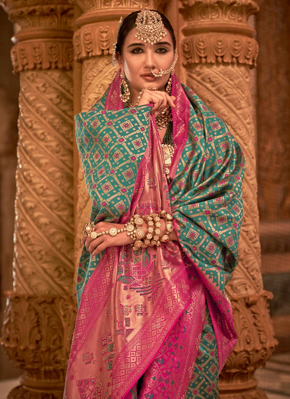 Saree Stones Jacquard Silk Saree - S3663