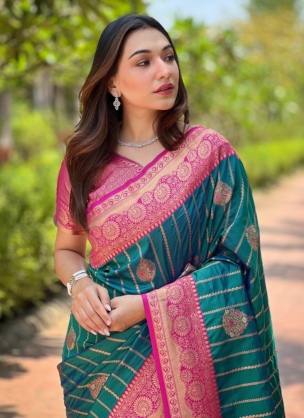 Traditional Weaving Zari Silk Saree - S8375