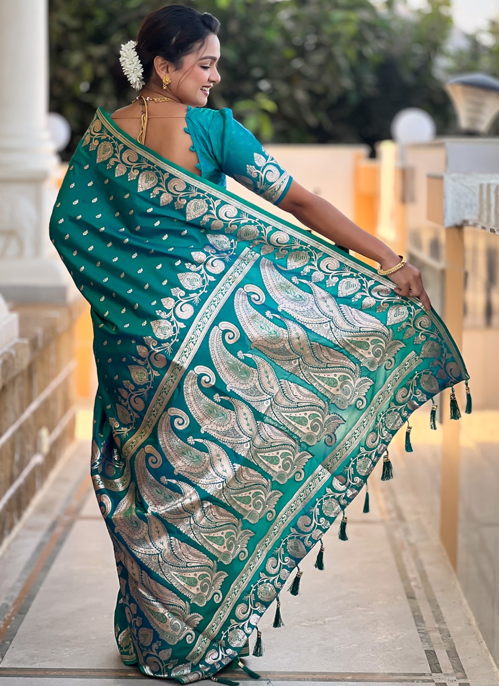 Teal Banarasi Silk Classic Saree Woven S17149