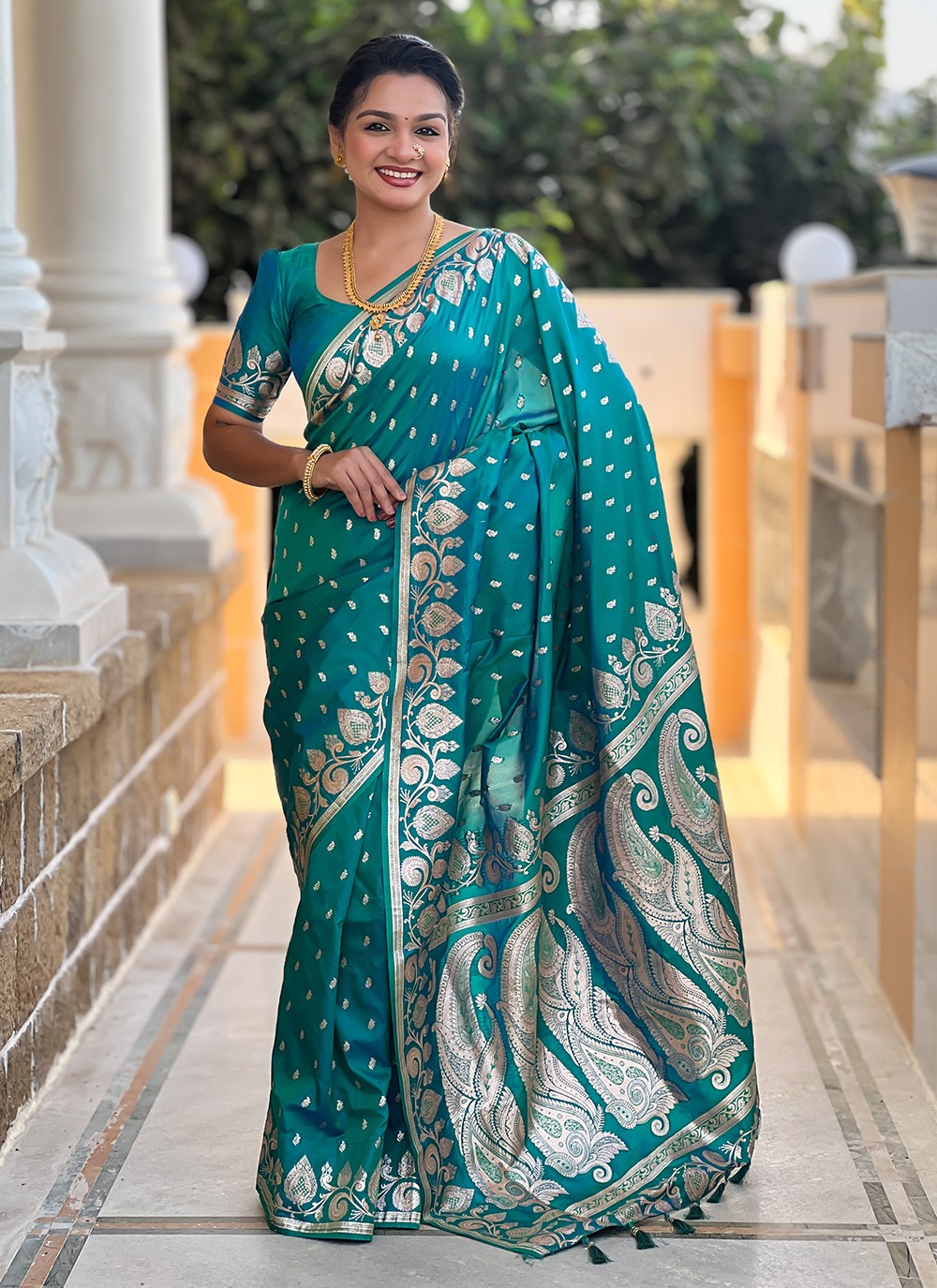 Teal Banarasi Silk Classic Saree Woven S17149