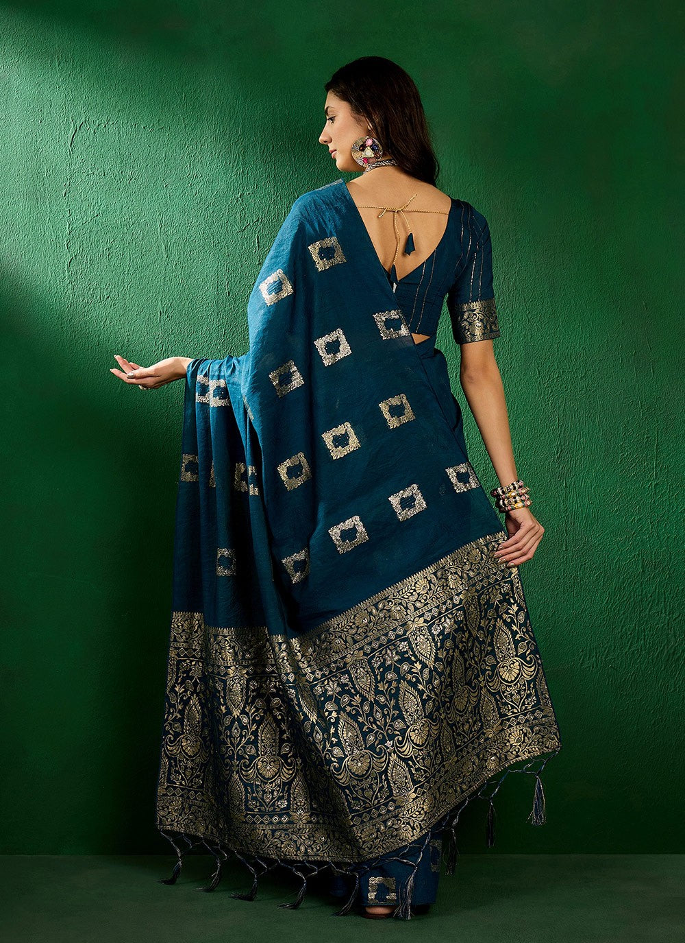 Casual Woven Art Silk Saree - S7308
