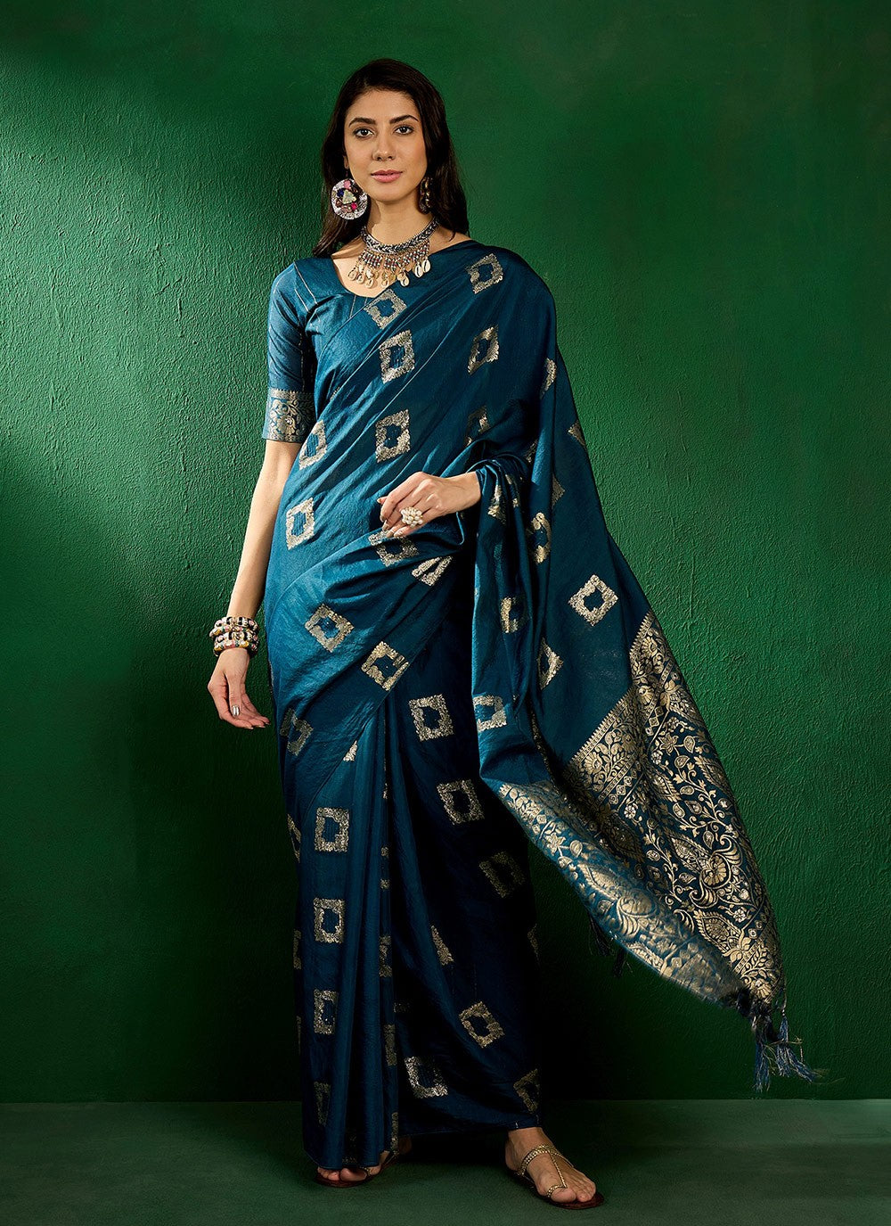 Casual Woven Art Silk Saree - S7308
