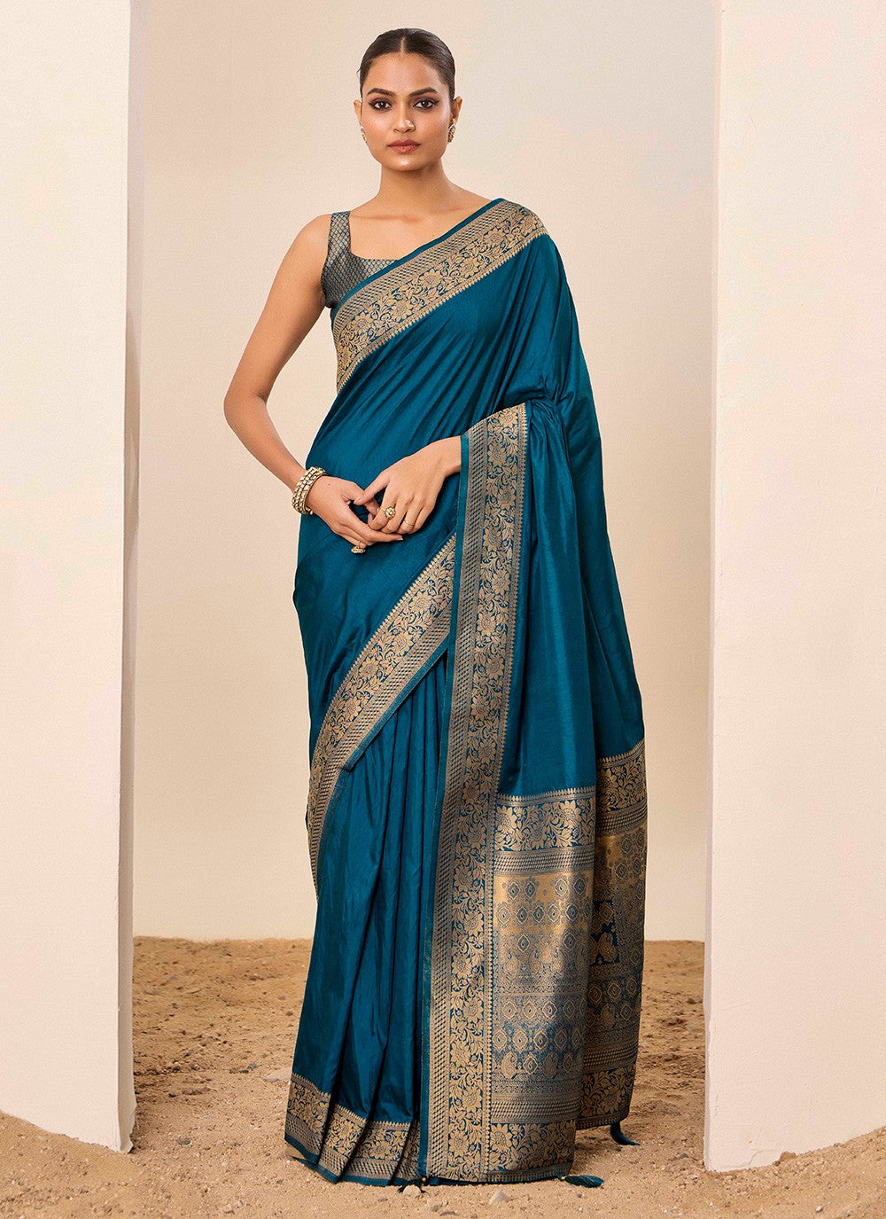 Teal Silk Contemporary Saree Woven S16637