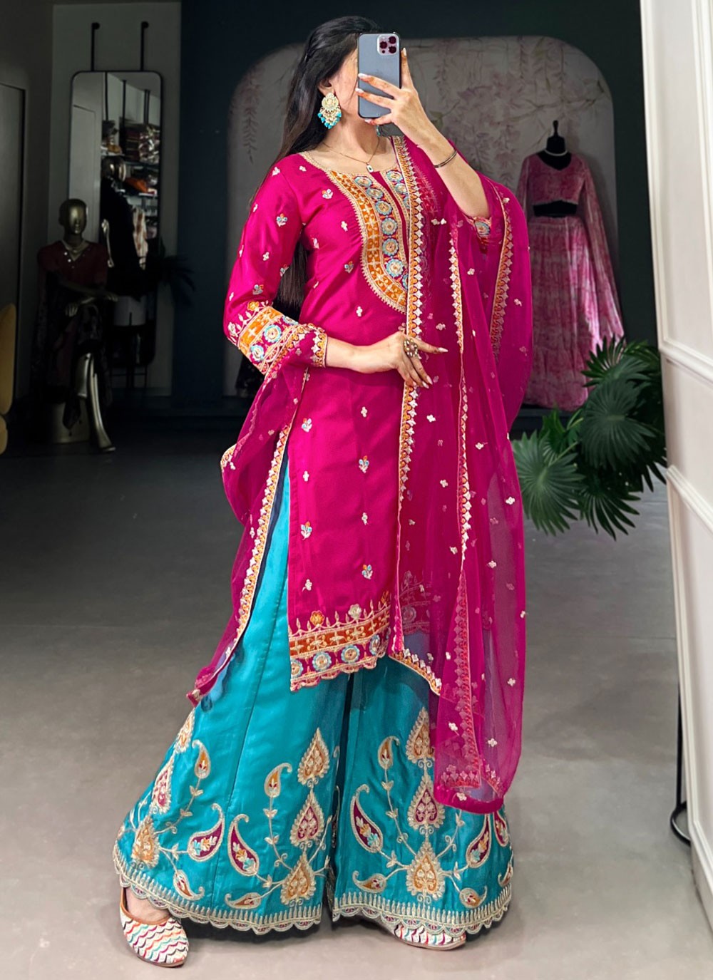 Palazzo Suit Embroidered Magenta Silk T5099