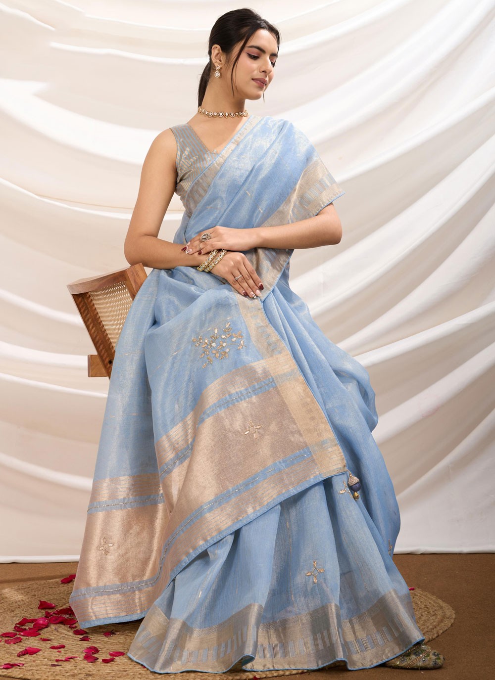Embroidered Linen Blue Traditional Saree S14850