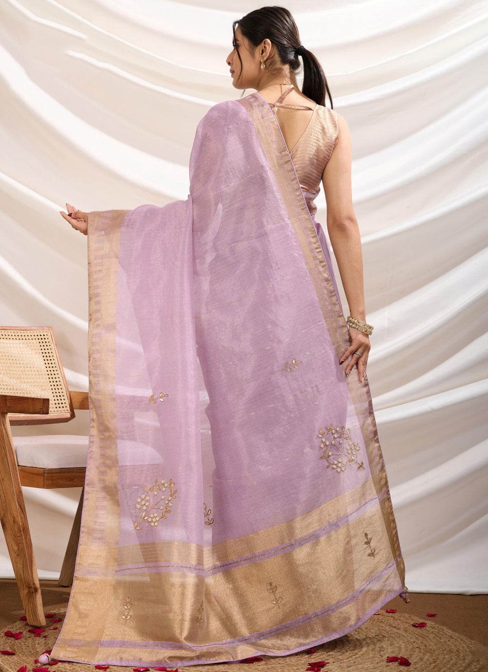 Embroidered Linen Lavender Classic Saree S14847