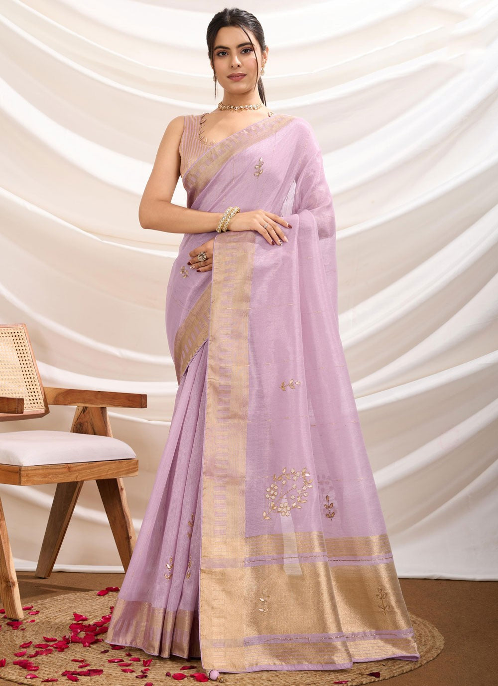 Embroidered Linen Lavender Classic Saree S14847