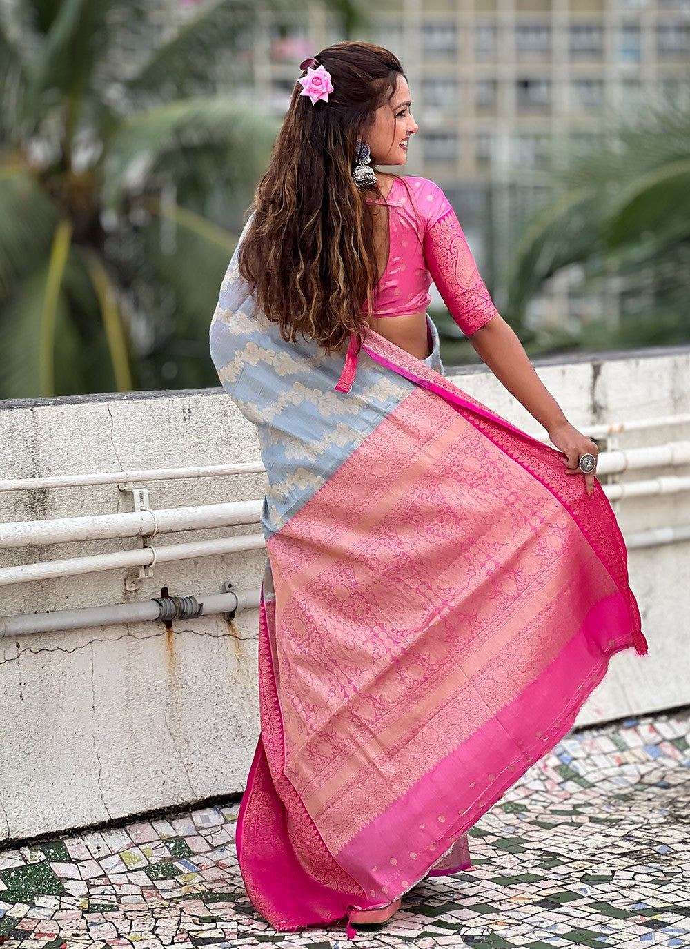 Trendy Weaving Zari Silk, Tissue Saree - S8870