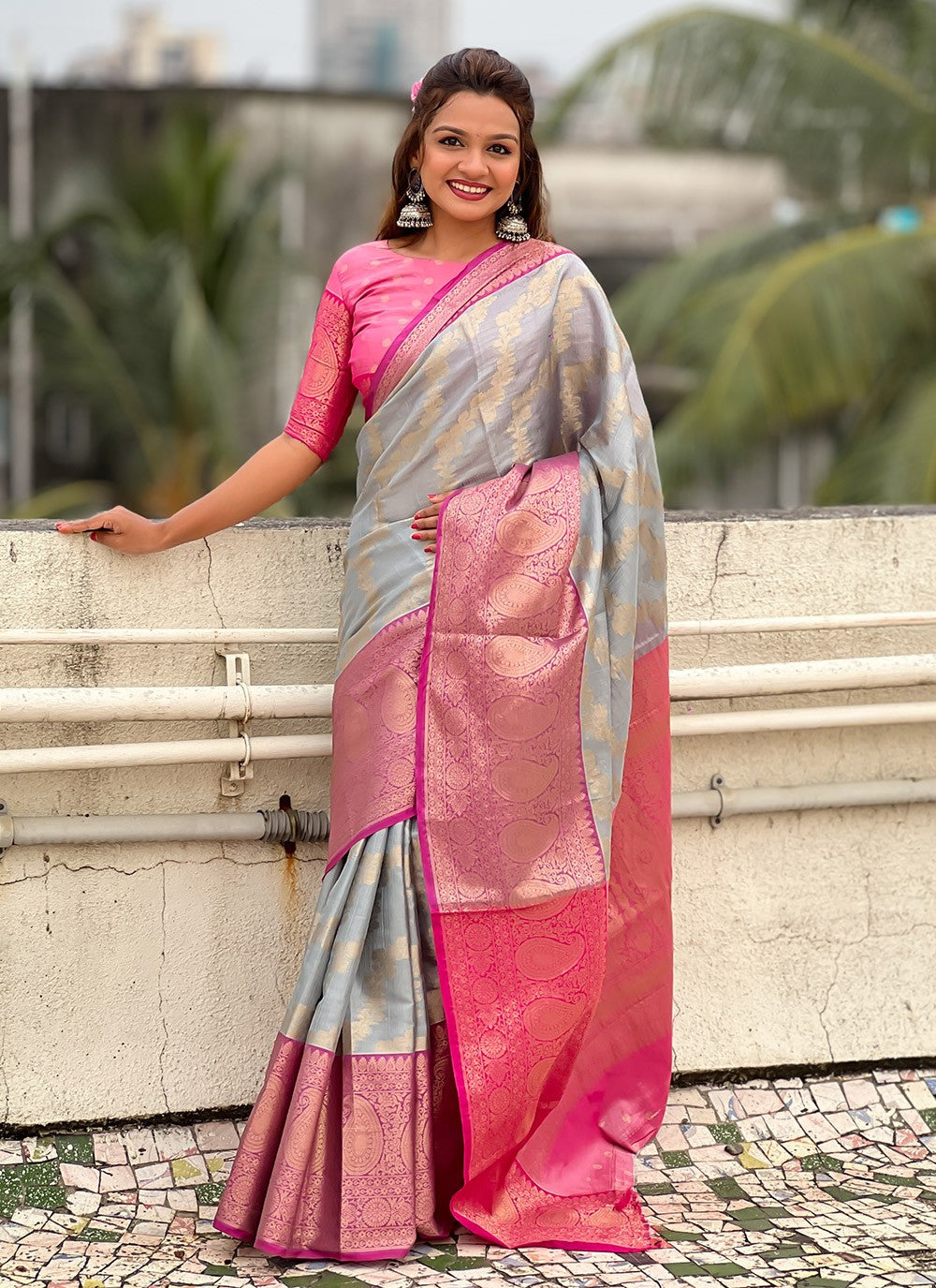 Trendy Weaving Zari Silk, Tissue Saree - S8870