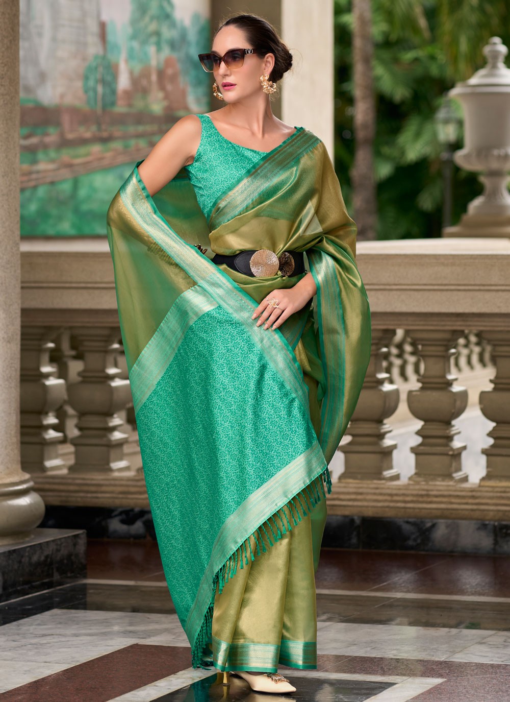 Classic Weaving Zari Tissue Saree - S8004
