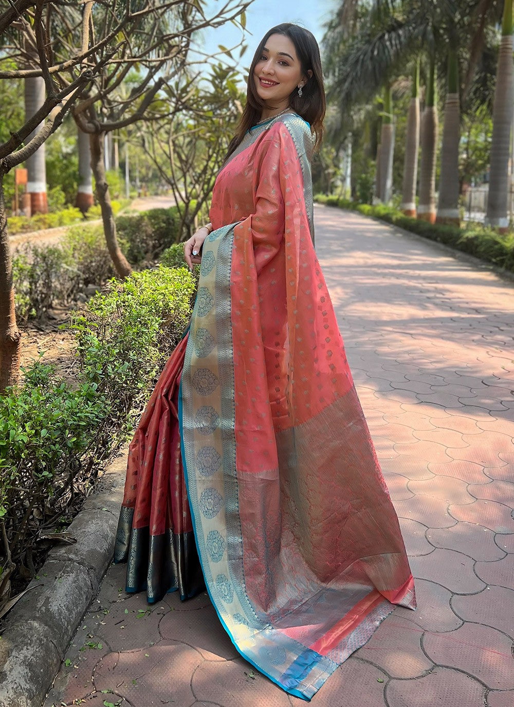 Classic Woven Silk, Tissue Saree - S7851