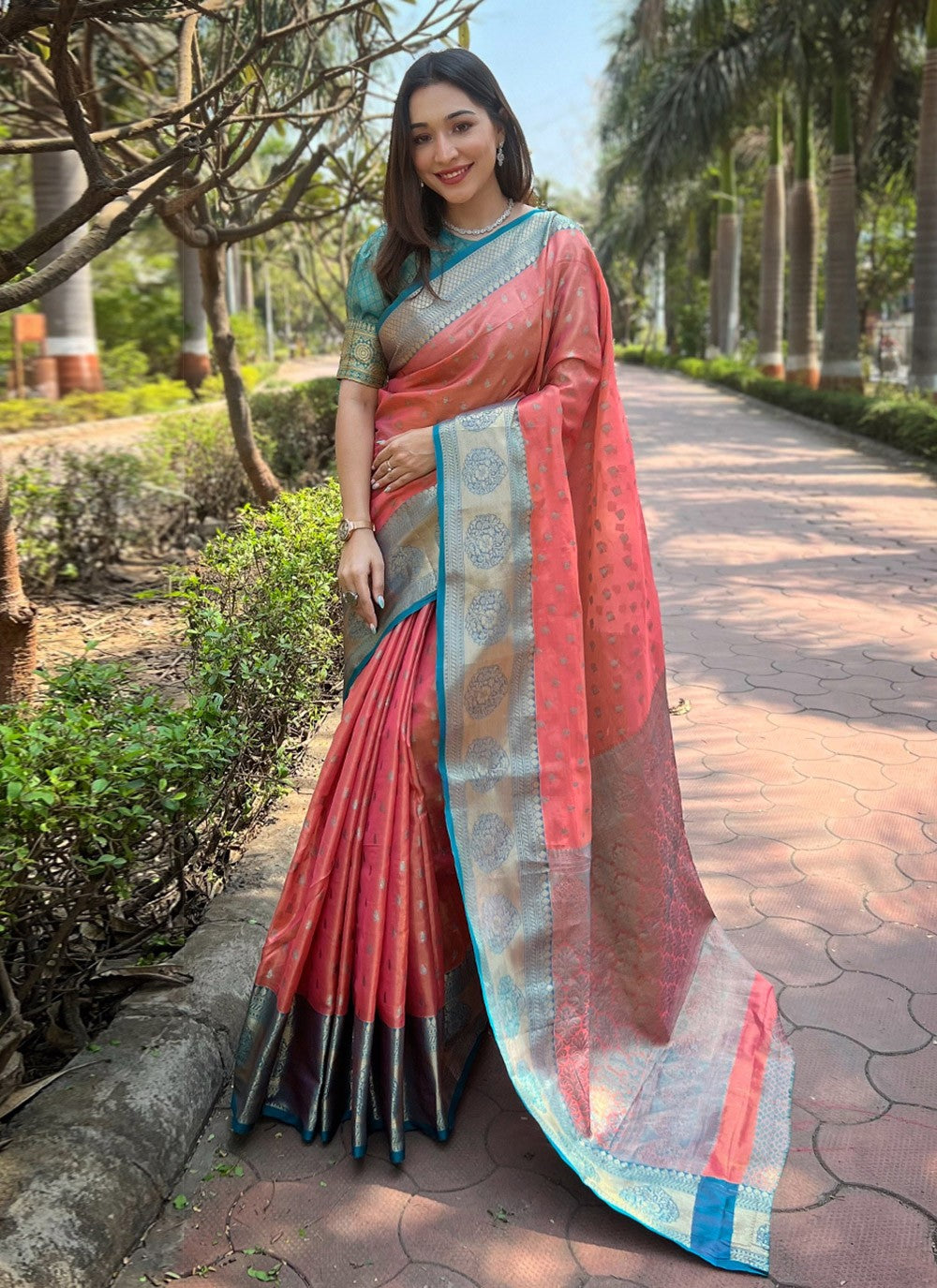 Classic Woven Silk, Tissue Saree - S7851