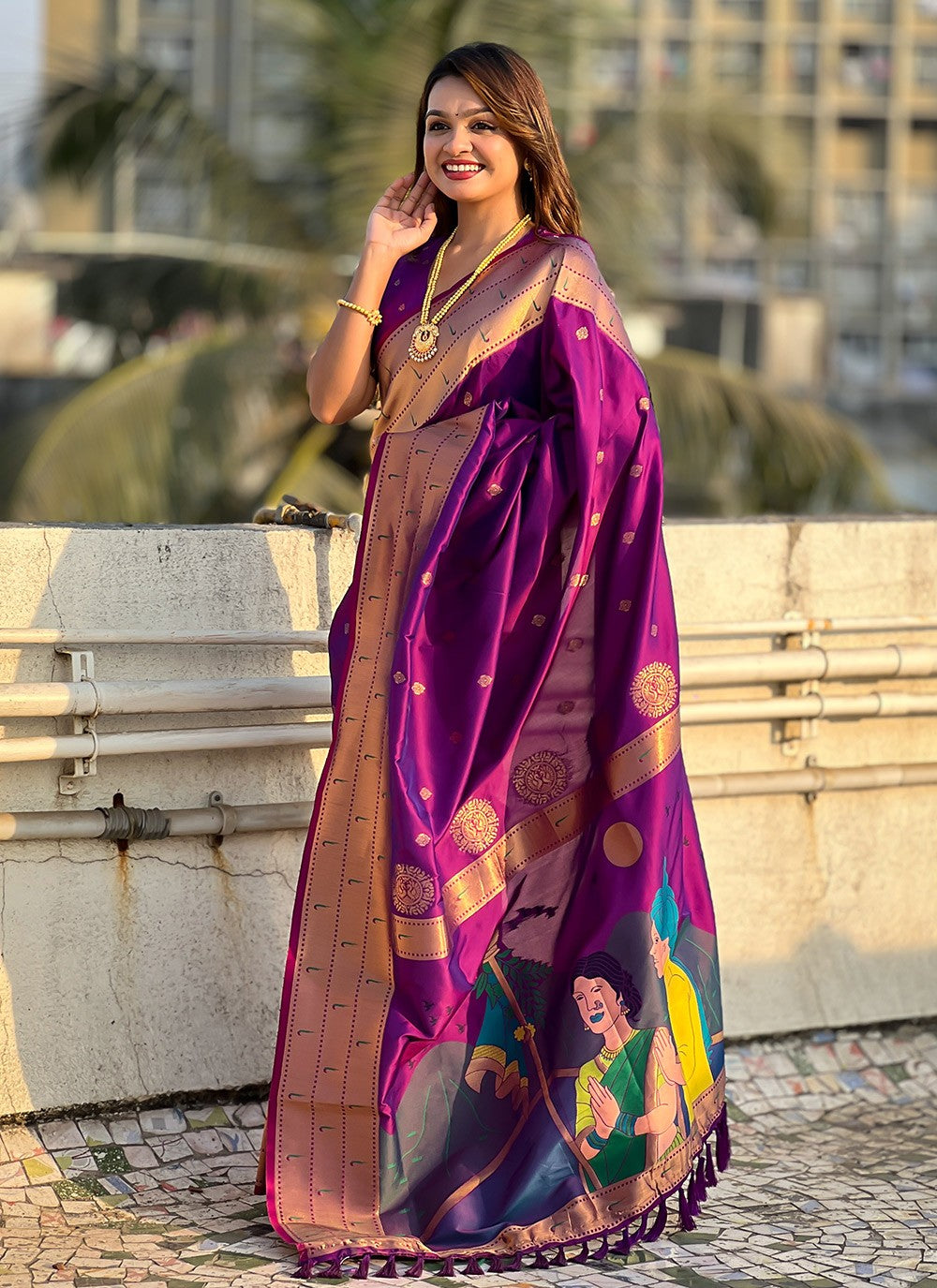 Trendy Saree Weaving Zari Purple Silk Saree S13564