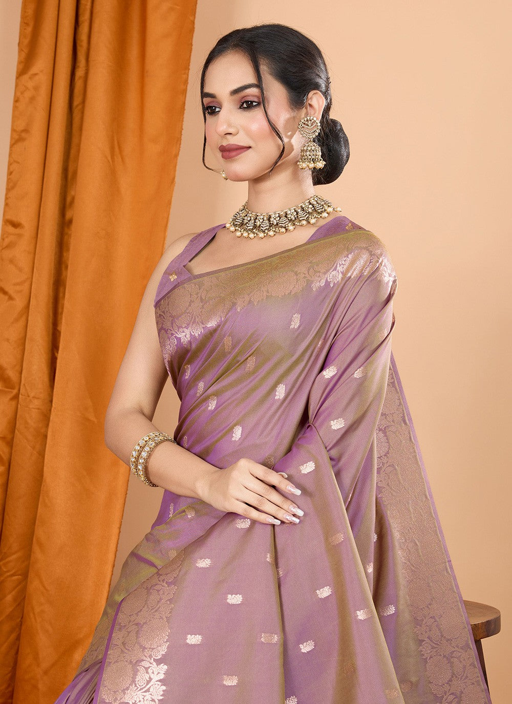 Woven Banarasi Silk Pink Trendy Saree S15069