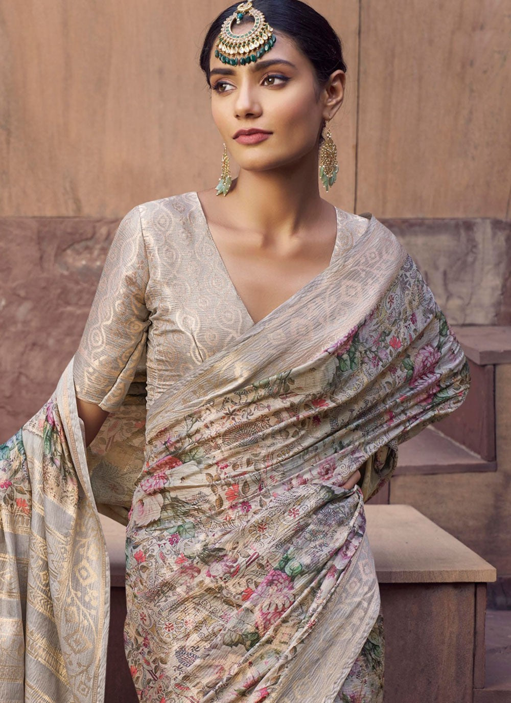 Beige Jacquard Trendy Saree Digital Print S20344