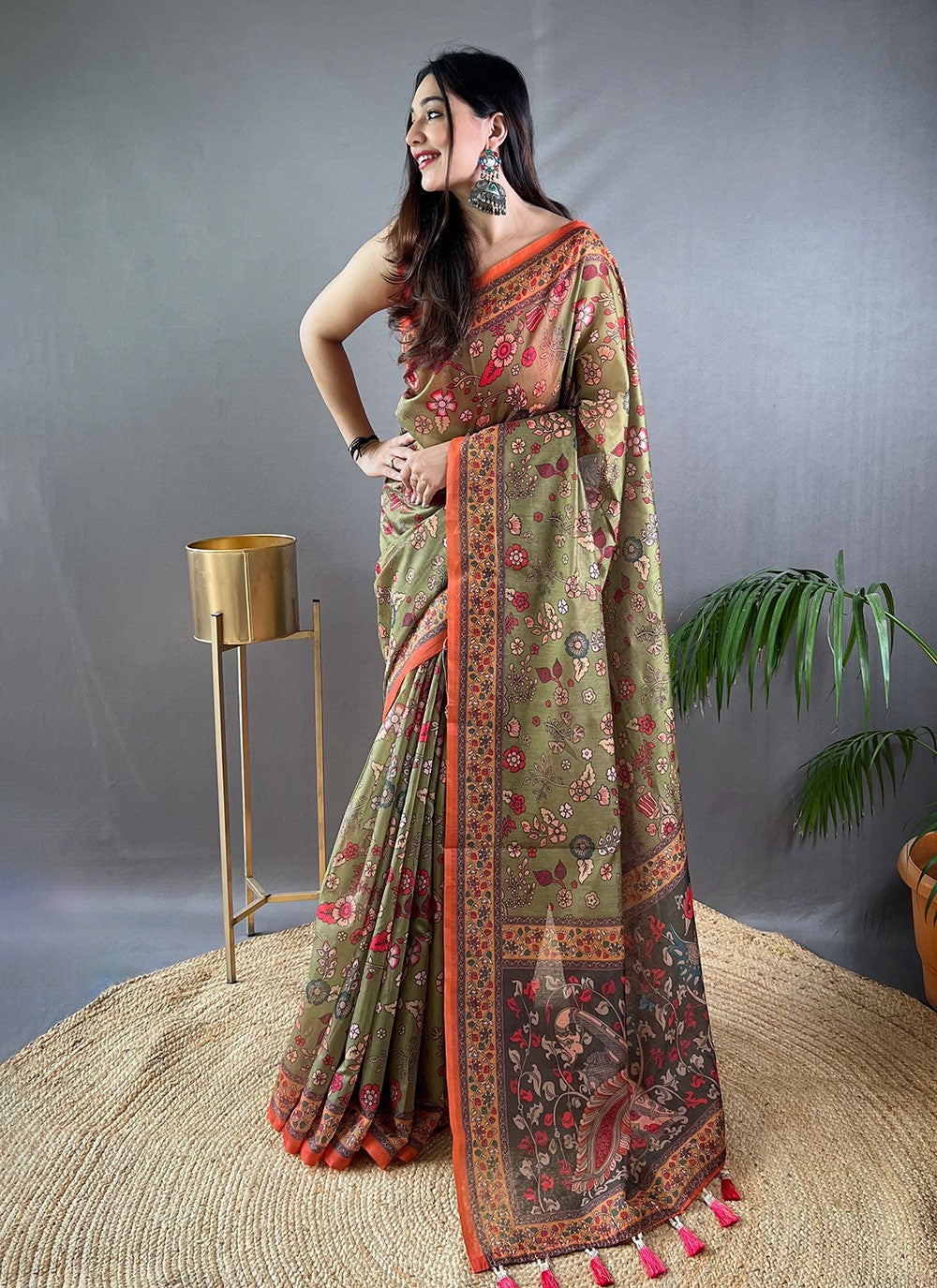 Trendy Saree Floral Printed Green Cotton Saree S13683