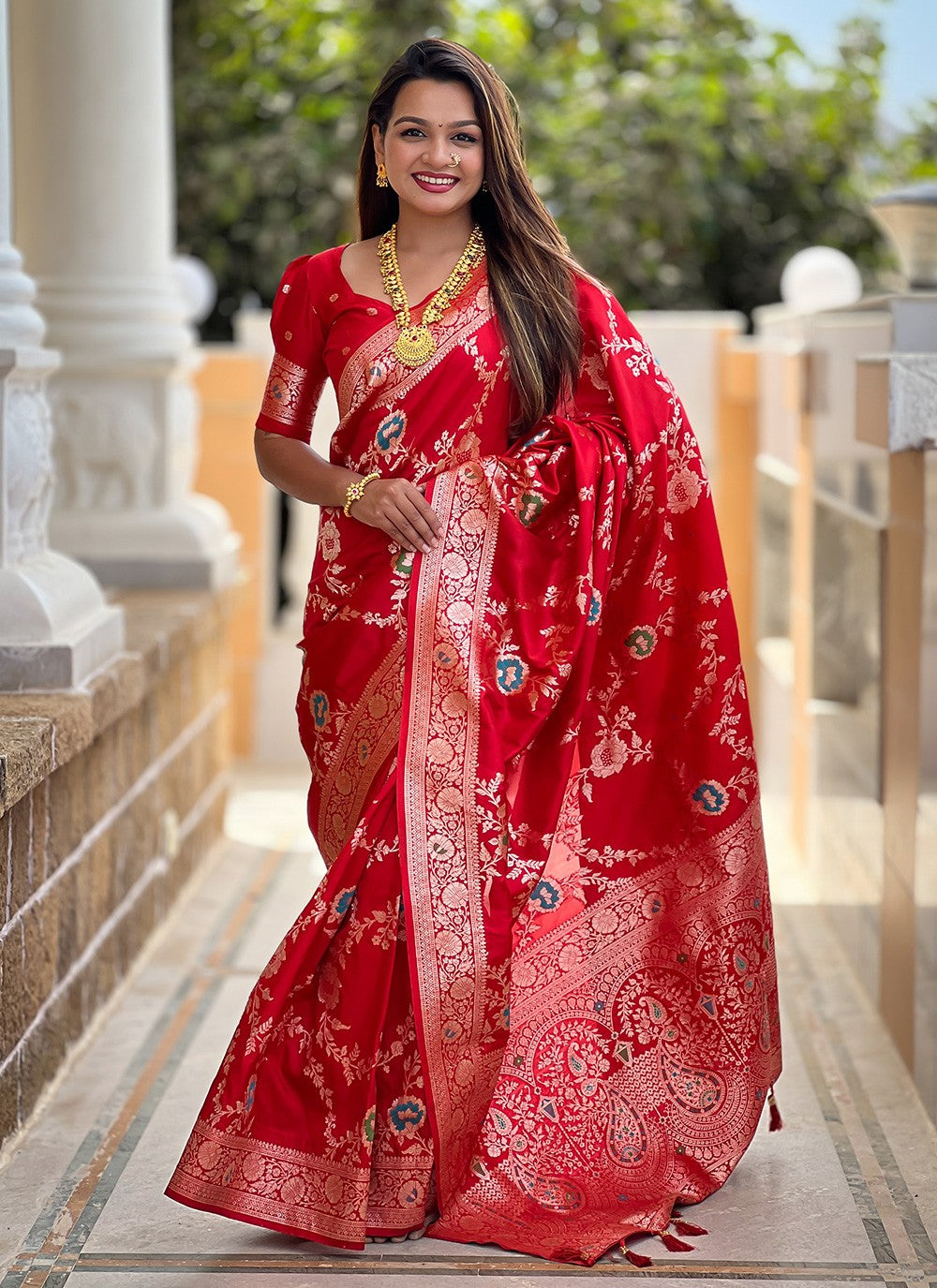 Red Banarasi Silk Trendy Saree Meenakari S16332