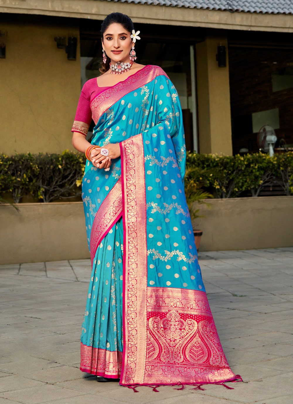 Traditional Thread Banarasi Silk Saree - S5441