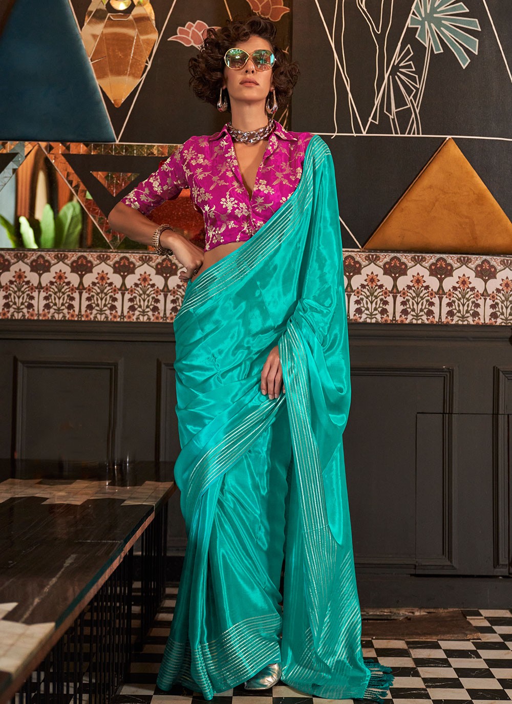Classic Weaving Zari Handloom Silk, Viscose Saree - S7216