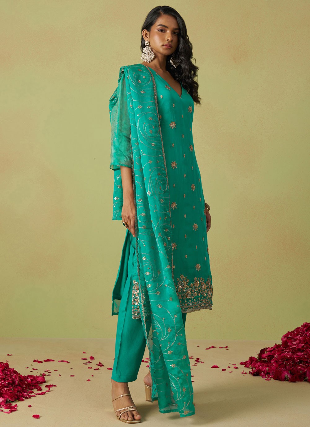 Salwar Suit Embroidered Turquoise Organza T5546