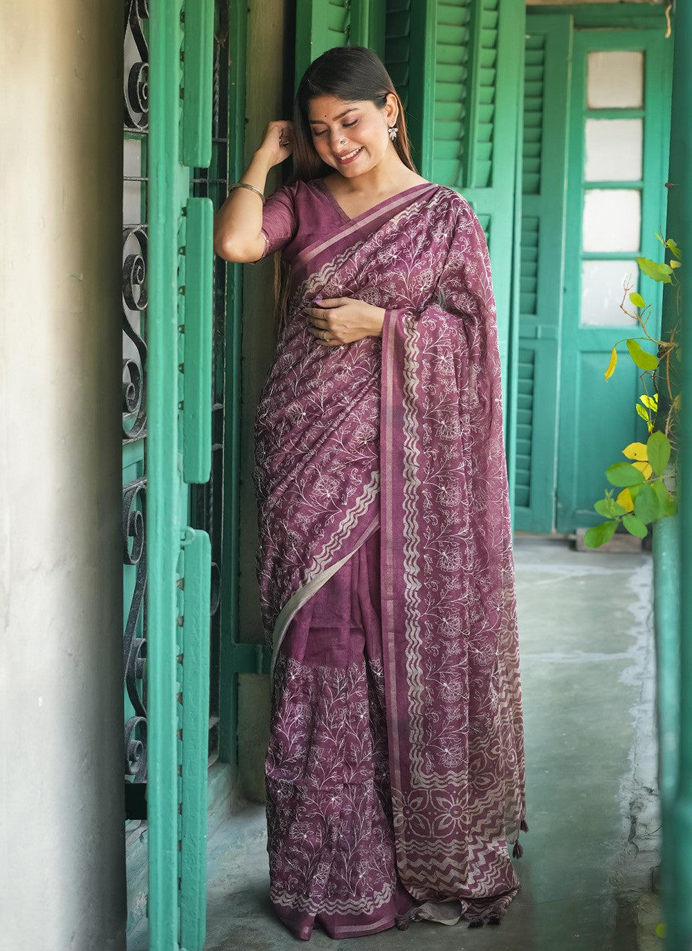 Classic Printed Tussar Silk Saree - S7112