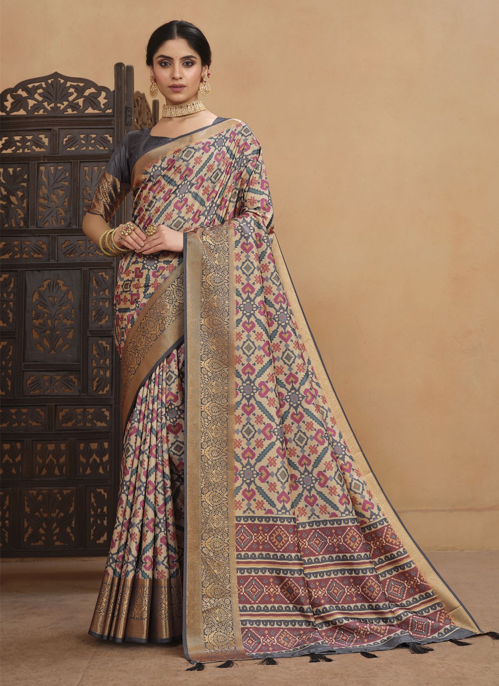 Classic Digital Print Tussar Silk Saree - S4061