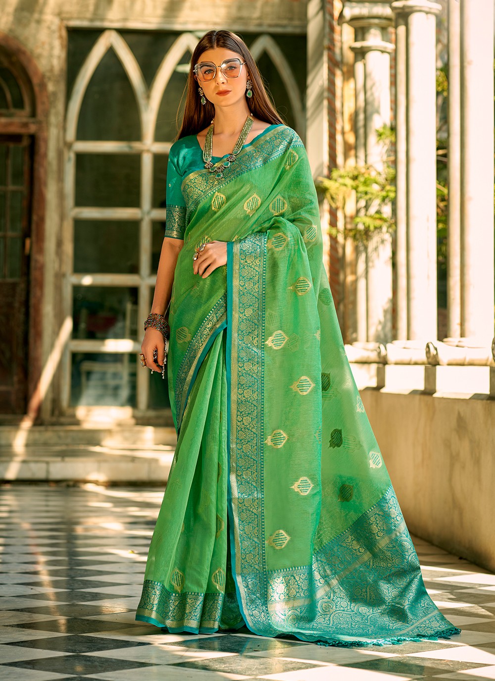 Classic Weaving Zari Tussar Silk Saree - S6021
