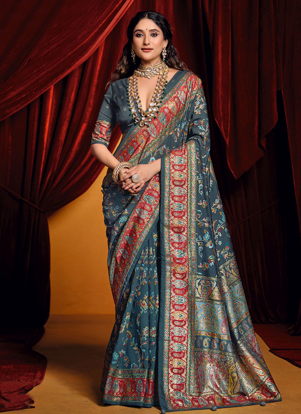 Paisley Printed Tussar Silk Grey Contemporary Saree S15403