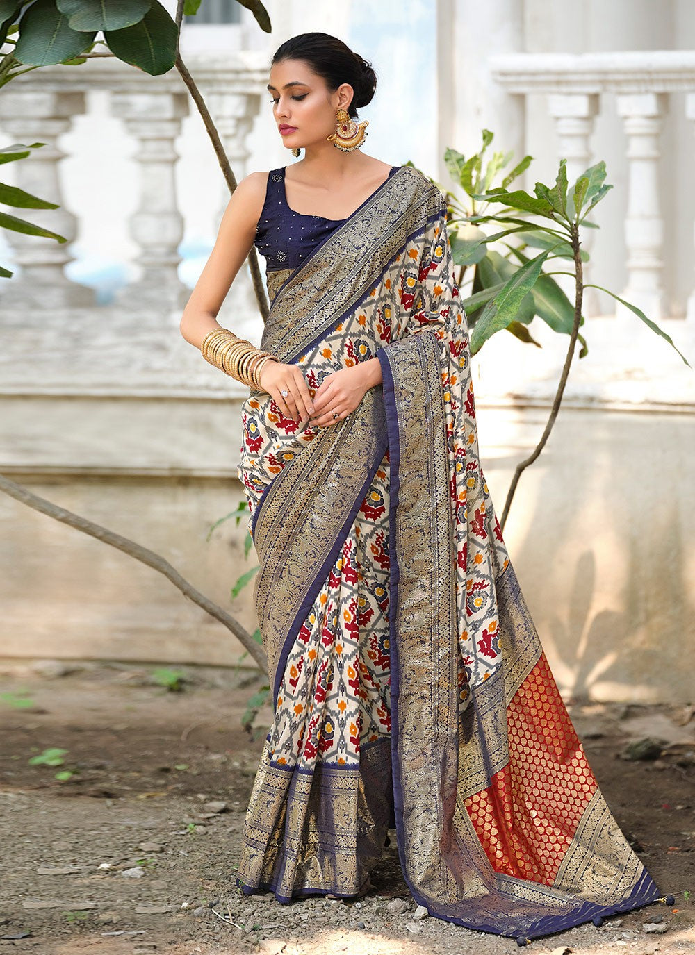 Classic Printed Tussar Silk Saree - S8996