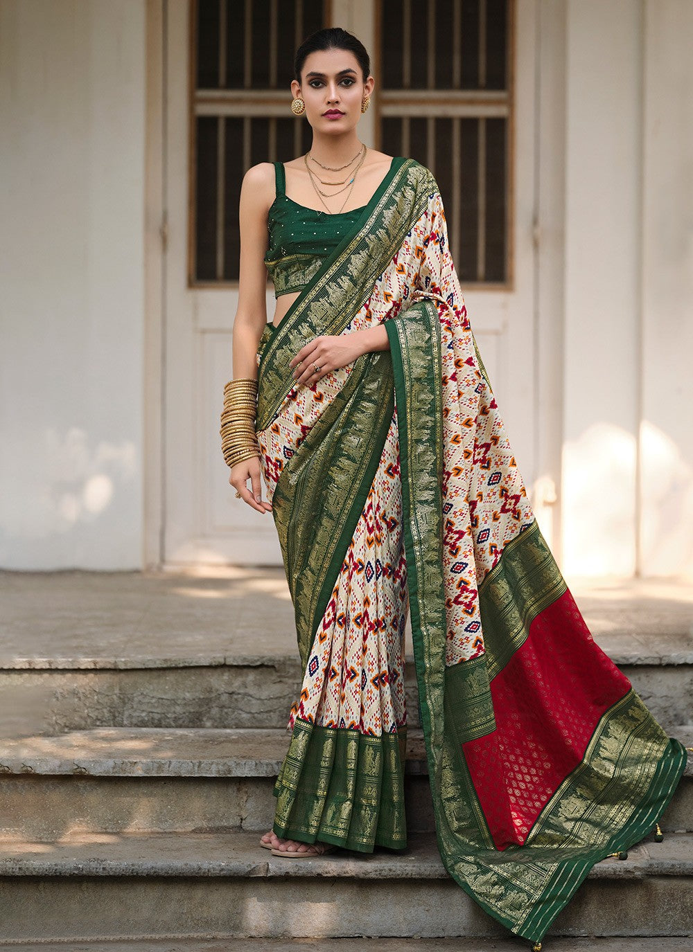 Classic Printed Tussar Silk Saree - S8996