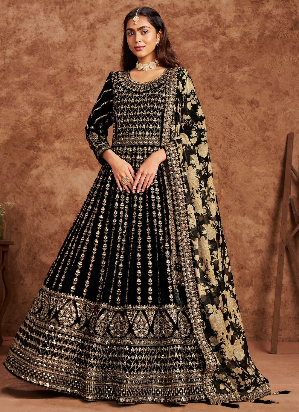 Anarkali Embroidered Black Velvet T5091