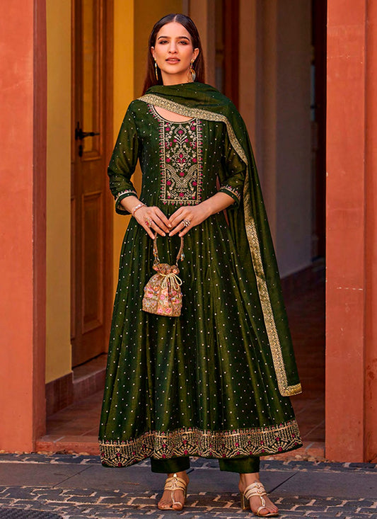 Anarkali Embroidered, Hand Embroidery Green T8172