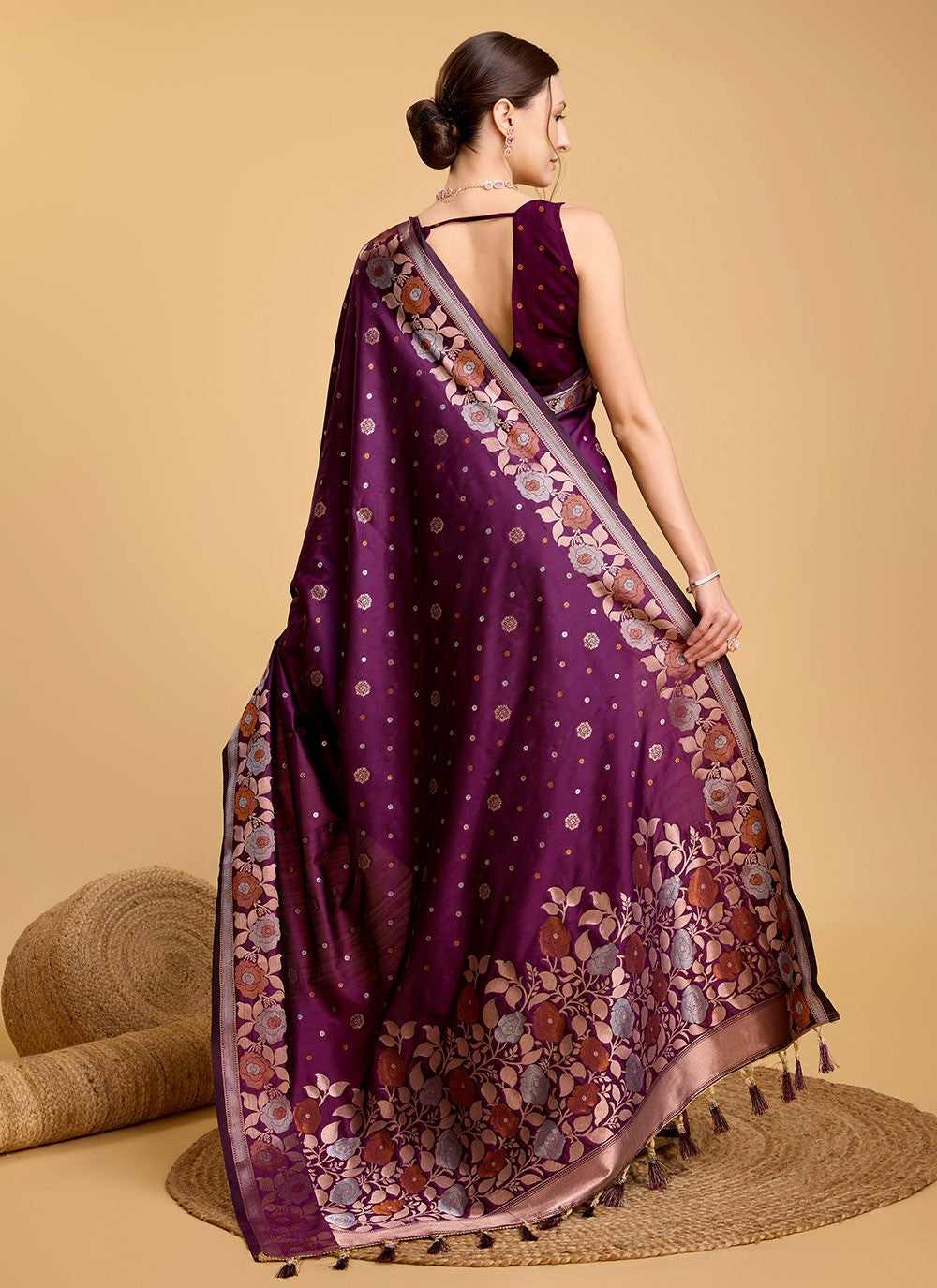 Classic Jacquard Work Silk Saree - S5657