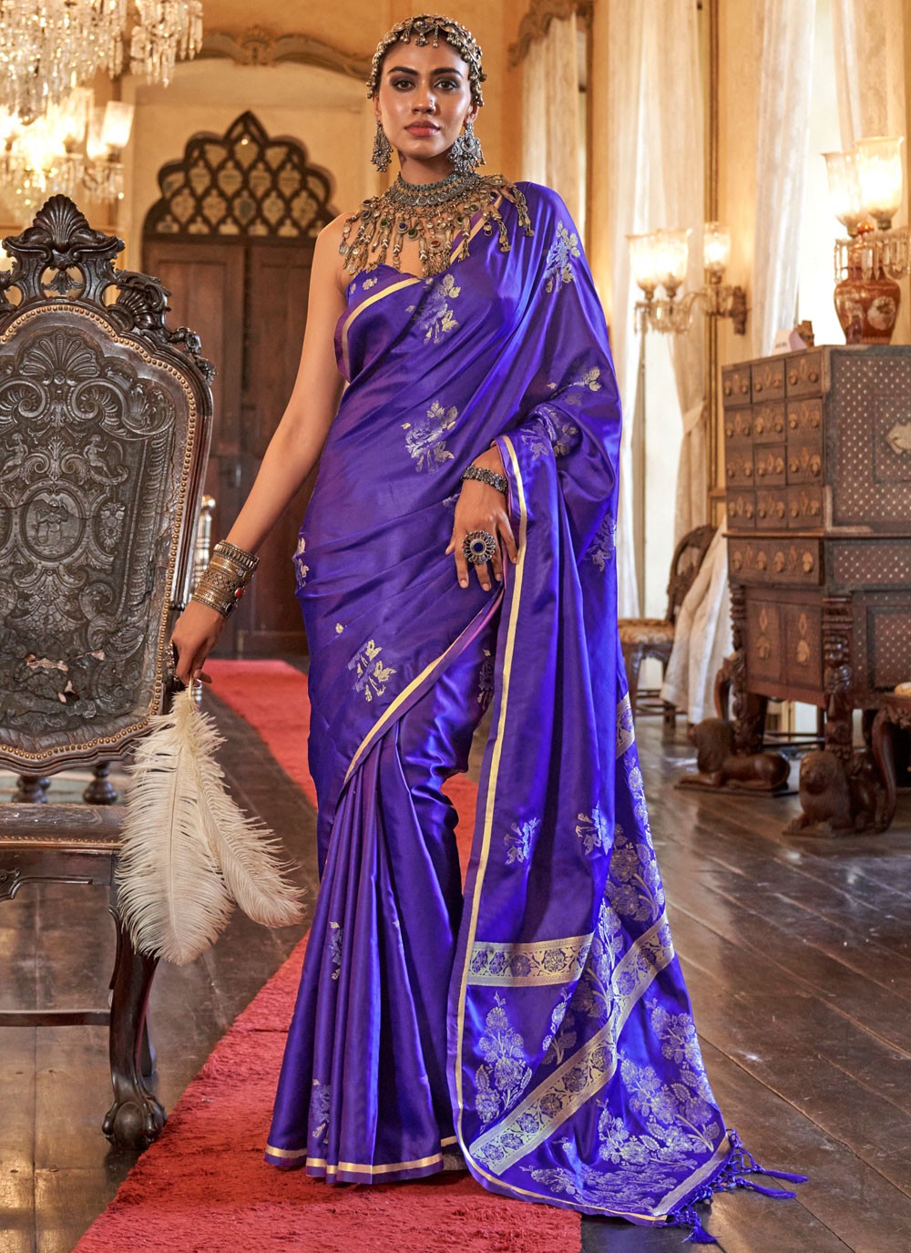 Classic Saree Weaving Zari Violet Handloom Silk Saree S13166