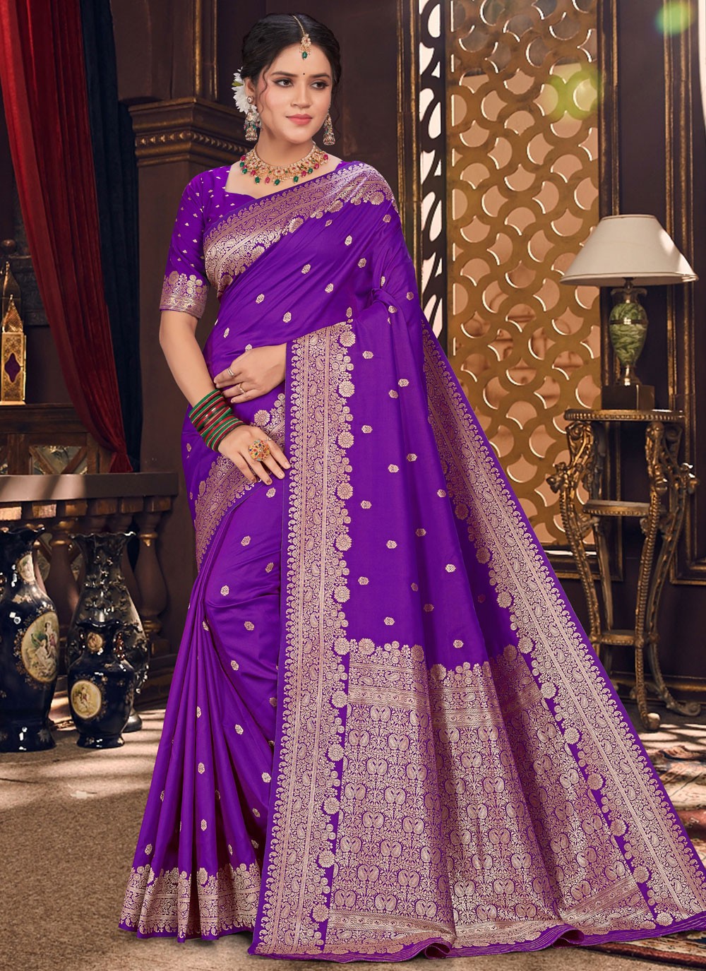 Trendy Saree Jacquard Work Violet Silk S12883